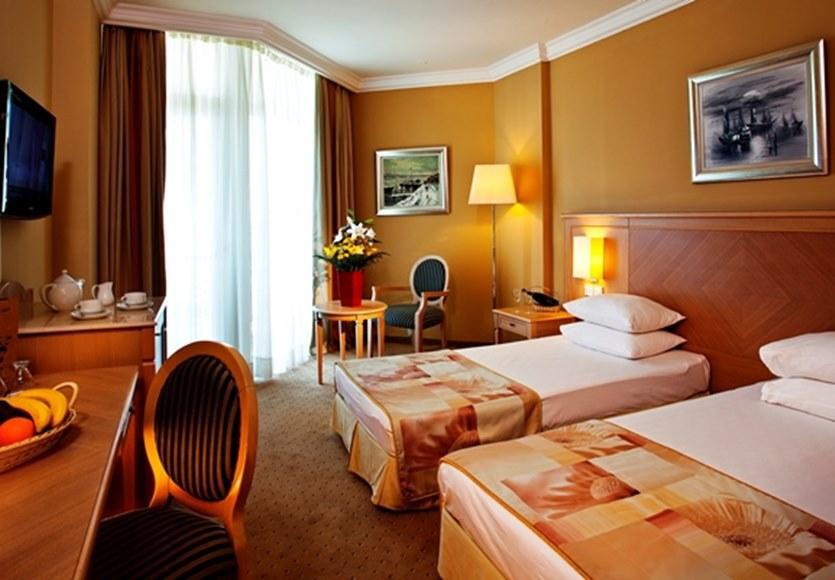 Salamis Bay Conti Hotel Agios Sergios Esterno foto