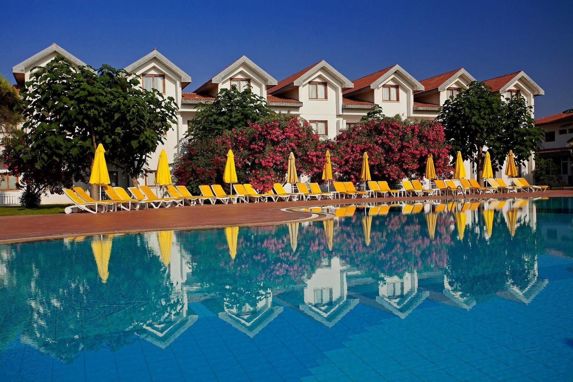 Salamis Bay Conti Hotel Agios Sergios Esterno foto